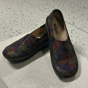 Alegria Debra Clogs Womens 9/39 Viewmaster Black Multicolor Comfort Shoes